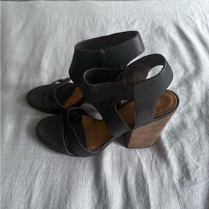 Elegant Black Women's Heeled Sandals